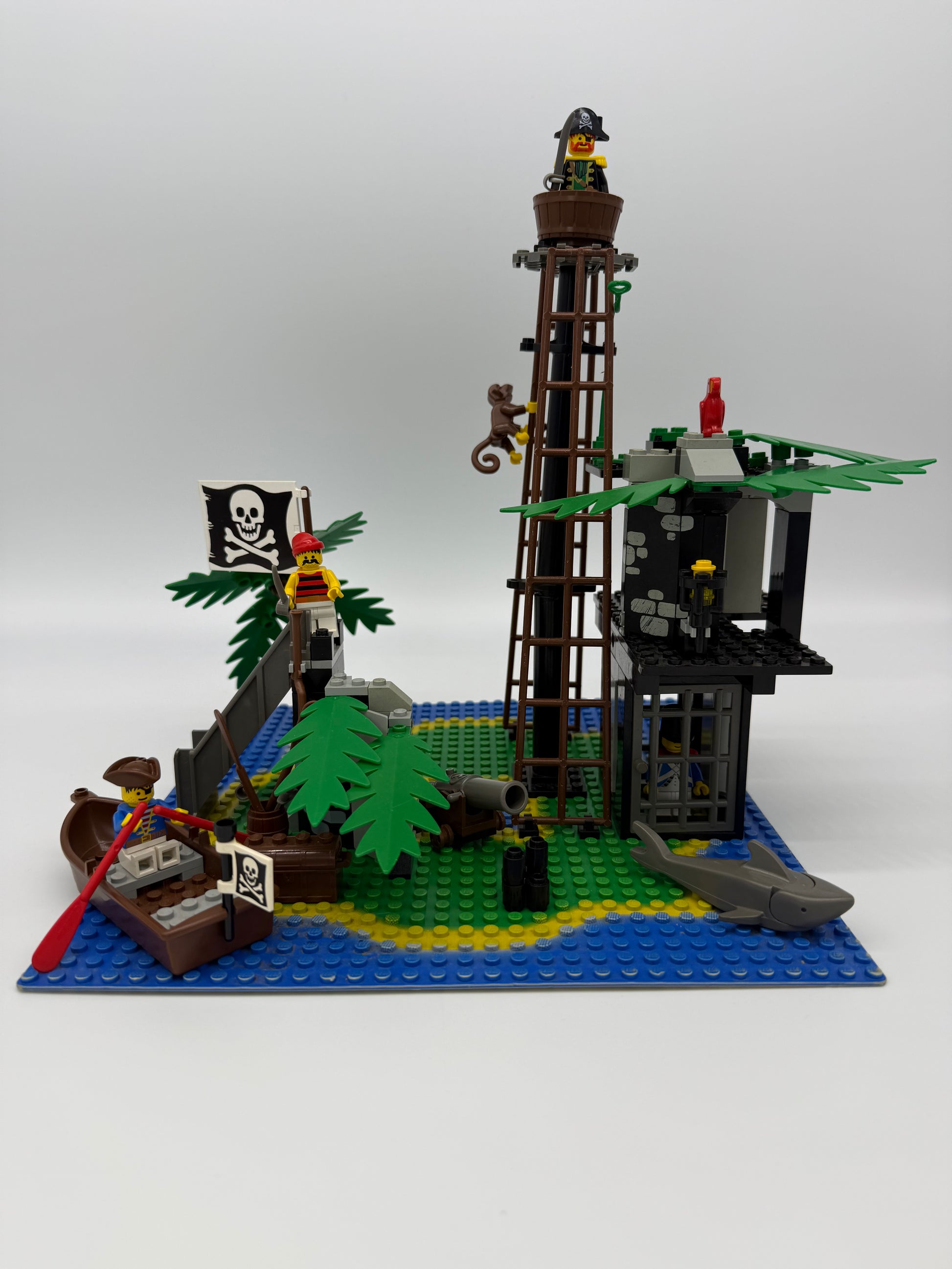 Lego Pirates Tic Tac Toe Lego Pirates 2009 Sets Shop
