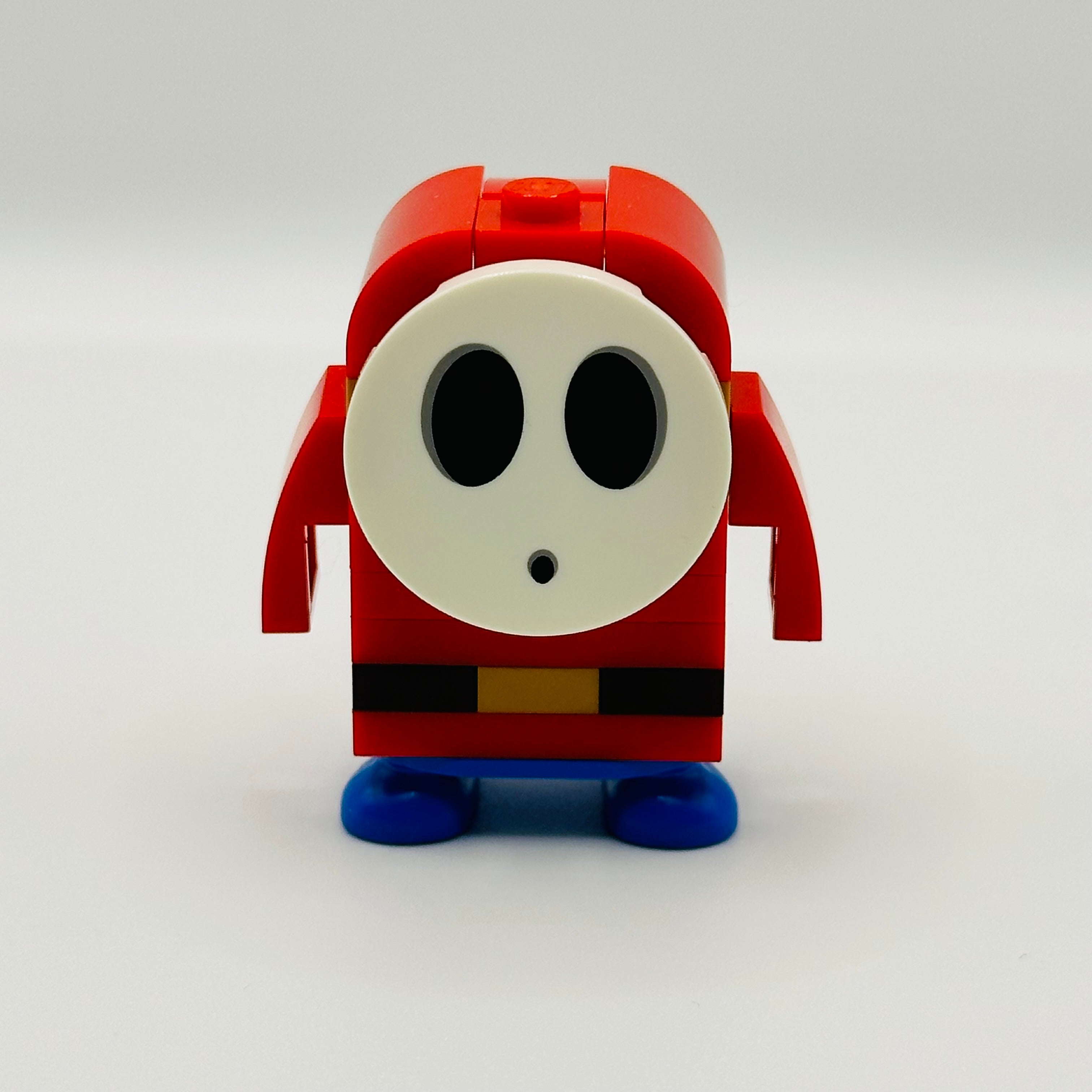 mar0009: Shy Guy – Bricks and Minifigs Sioux Falls