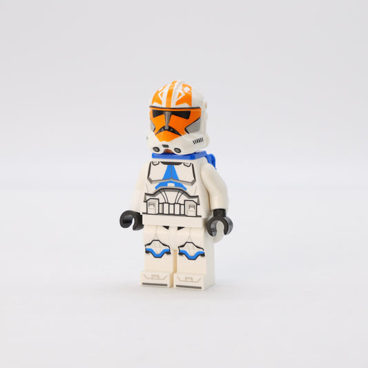 sw1276: Clone Trooper, 501st Legion, 332nd Company (Phase 2) - Helmet with Holes and Togruta Markings, Blue Jet Pack