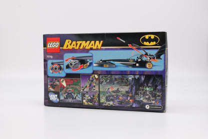 LEGO® BATMAN™ The Batman™ Dragster: Catwoman™ Pursuit (7779)